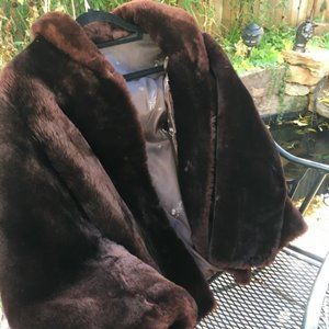 Vintage short fir coat